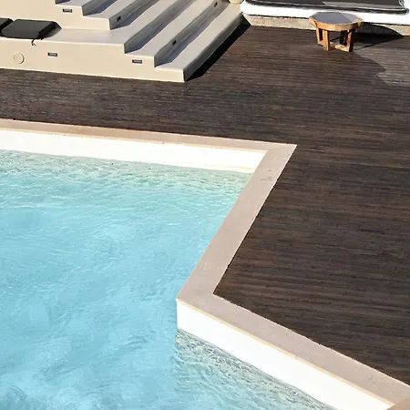 Villa Sea Front Pool-hot Tub By Calypso Sunset *
