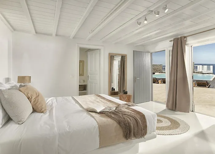 Sea Front Pool-hot Tub By Calypso Sunset *