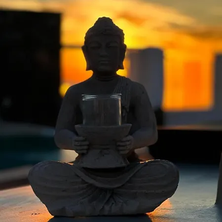 Вилла Serene Sea Front Pool-hot Tub By Calypsosunsetvillas