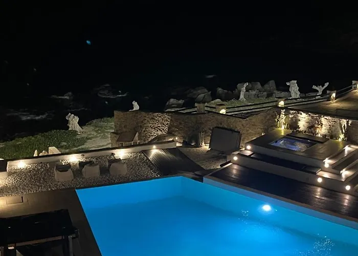 Sea Front Pool-hot Tub By Calypso Sunset Βίλα