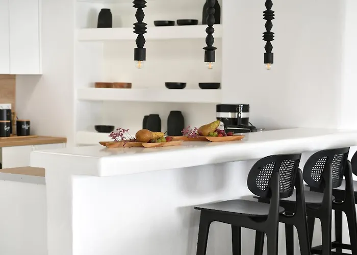 Sea Front Pool-hot Tub By Calypso Sunset *