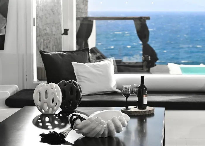 Sea Front Pool-hot Tub By Calypso Sunset Agios Ioannis Diakoftis