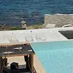Vila Sea Front Pool-hot Tub By Calypso Sunset Agios Ioannis Diakoftis