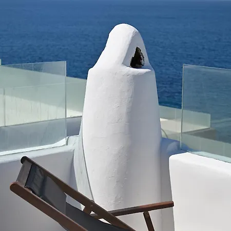 Serene Sea Front Pool-hot Tub By Calypsosunsetvillas