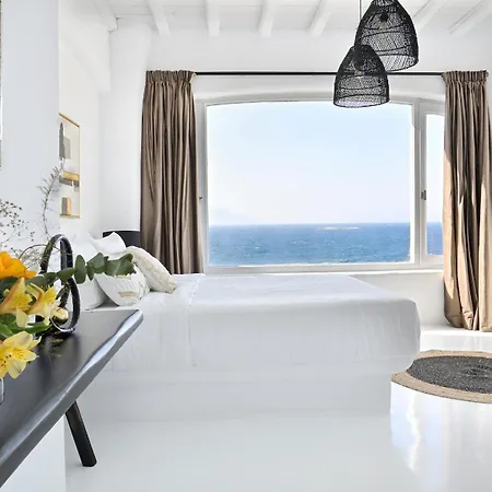 Serene Sea Front Pool-hot Tub By Calypsosunsetvillas